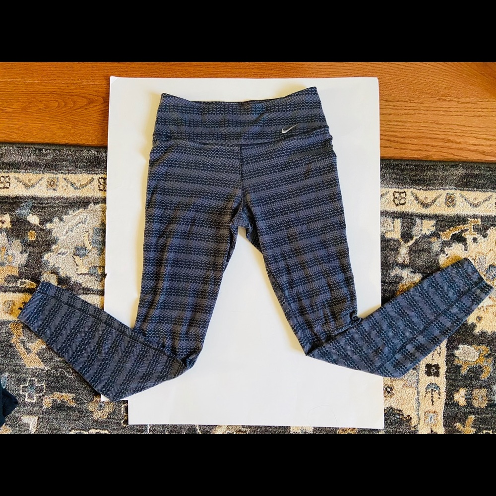 Nike leggings